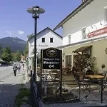 Hotel Eisensteiner Hof 3*