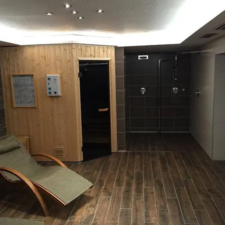 호텔 Eisensteiner Hof 3*