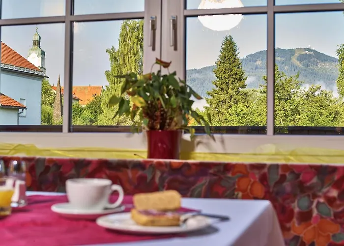 Eisensteiner Hof 3*