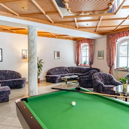 Eisensteiner Hof מלון באייריש אייסנשטיין