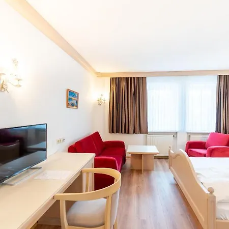 Eisensteiner Hof 3*