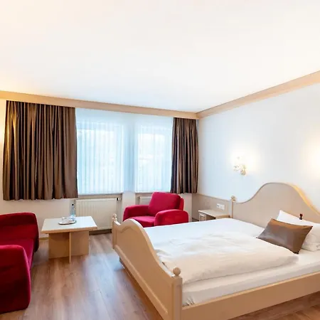 Eisensteiner Hof 3*