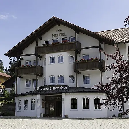 Eisensteiner Hof באייריש אייסנשטיין