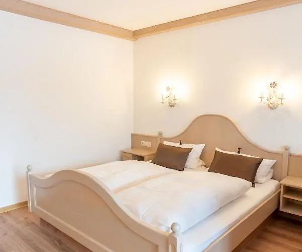 Eisensteiner Hof 3* بايريش أيزنشتاين