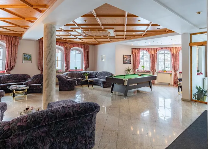 Eisensteiner Hof 3*