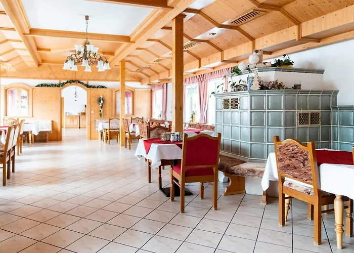 Eisensteiner Hof بايريش أيزنشتاين